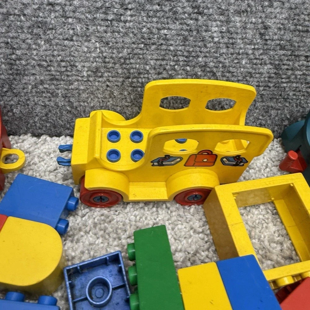Vintage Lego Duplo bricks figures people horse vehicles huge lot (AS‎ IS READ)